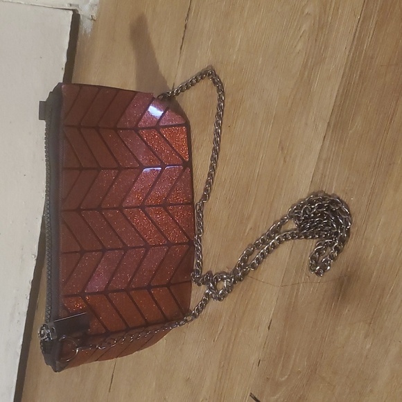 New Emilio Pepe Made in Italy Geometric Interchangeable Chain Bag. - Picture 13 of 14